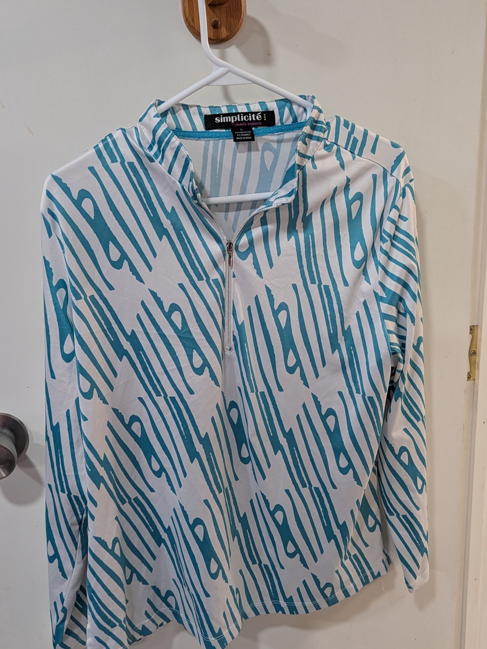 Simplicité Teal and White Zip-Front Top